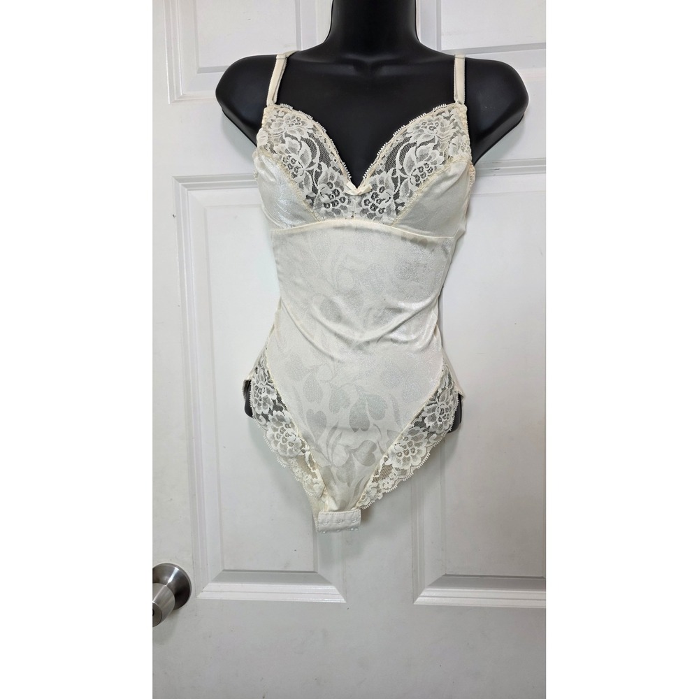 VTG Flexees Bodysuit Shapewear Womens 36L Cream Lace Y2k 80s ILGWU USA Made